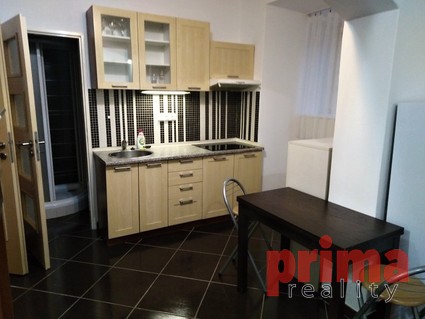 Prodej, byt 1+kk, po celkové rekonstrukci, OV, 36m2, Jihlava - Fotka 7
